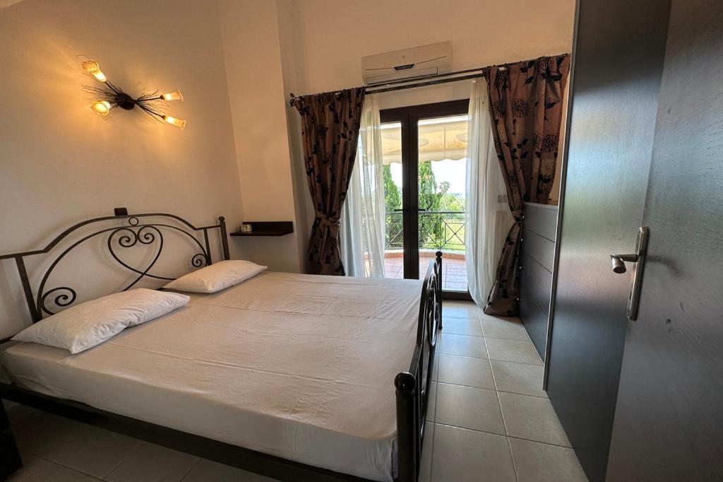 Holiday home Anna-nikiti